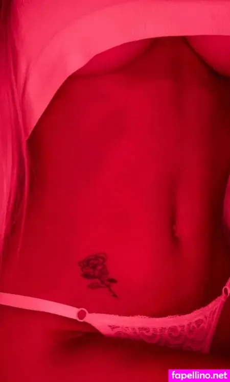 Thais Coelho OnlyFans Thumbnail #Asq7ANZ2Pa