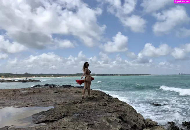 Thais Ferrari OnlyFans Thumbnail #QfoYexKhHx