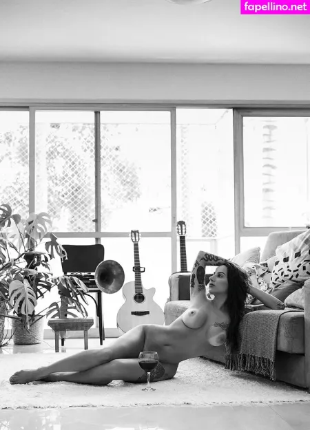 Thais Marin OnlyFans Thumbnail #nIR2MwyP4R