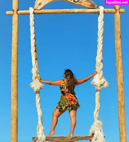 Thais Nakaguma OnlyFans Thumbnail #DEhbsbUZsU