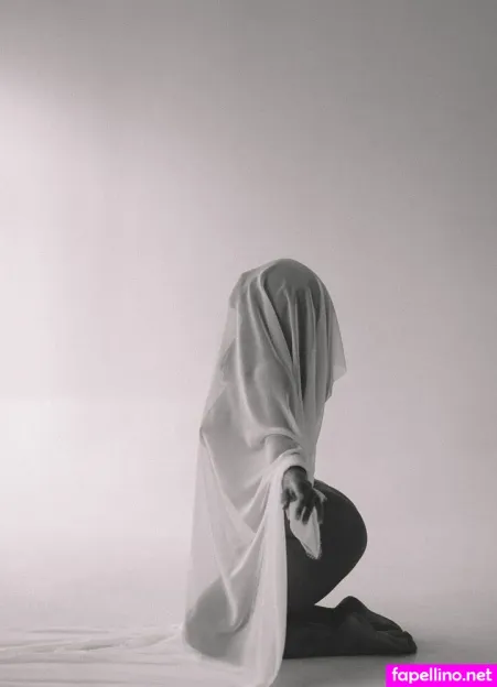 Thais Yoga OnlyFans Thumbnail #5BPhoqTsn5