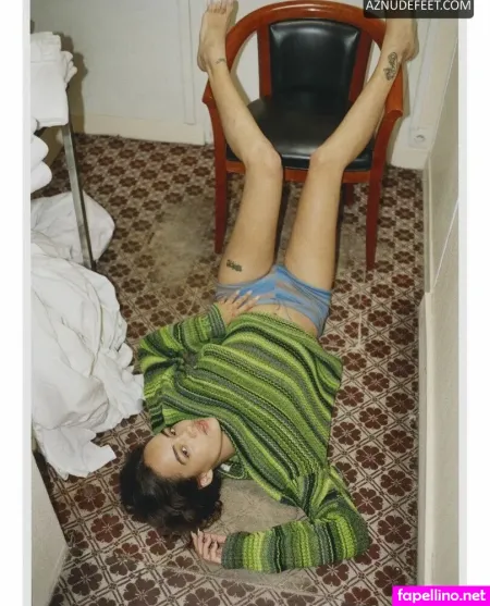 Thalia Besson OnlyFans Thumbnail #NAB7kqWEFI