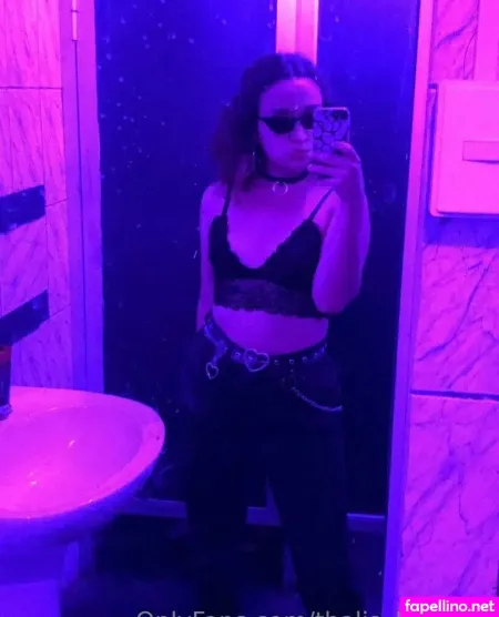 Thalia Bubbles OnlyFans Thumbnail #yxKuCVI63M