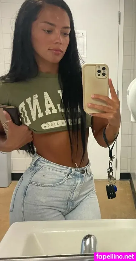 Thalia Mercedes OnlyFans Thumbnail #j5umlVIDPY