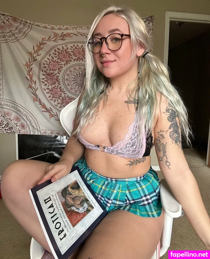 locks_with_lynn, thalialynnfree Nude Leaked OnlyFans Photo #k8Uq5utdEx