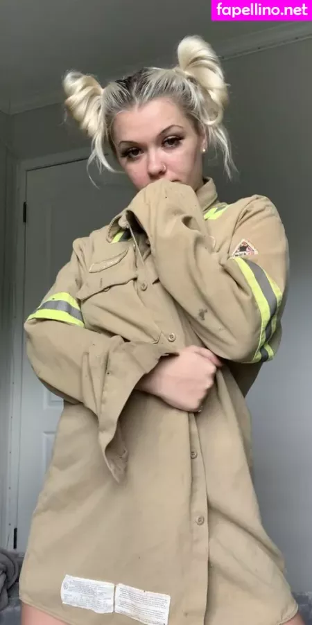 Thaslinkytwinkyshow OnlyFans Thumbnail #eotAXUxNiU