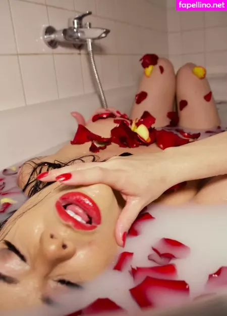 That Carioca La Phoenix Dom OnlyFans Thumbnail #OgZkMheIg9