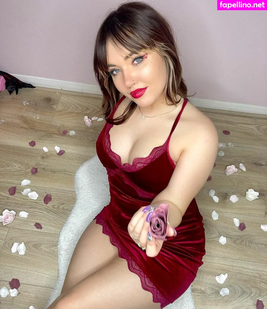 naomi_jane_, that_hippy_queen Nude Leaked OnlyFans Photo #64PxSPJcKT