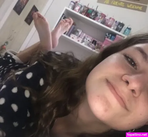 Thata Big Soles OnlyFans Thumbnail #tieyYAoHrj