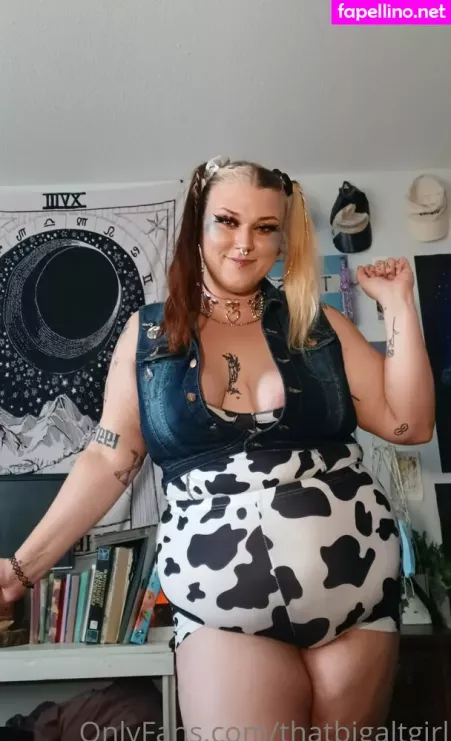 Thatbigaltgirl OnlyFans Thumbnail #LYHnVU4TWu