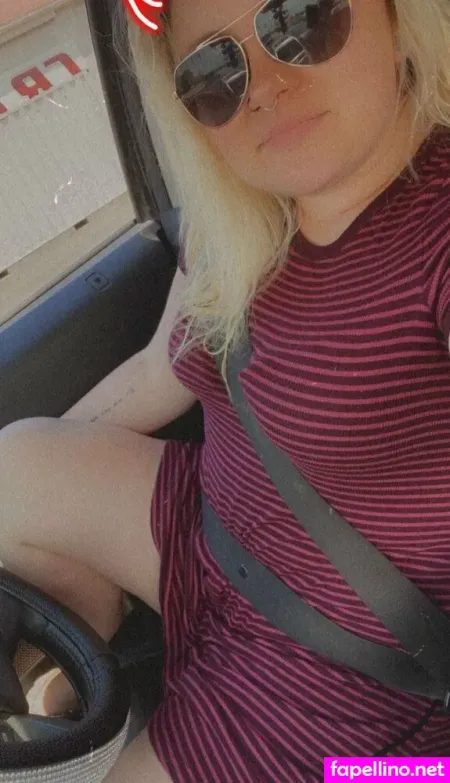 Thatblondebtchronnie OnlyFans Thumbnail #5W7tKVLSJf