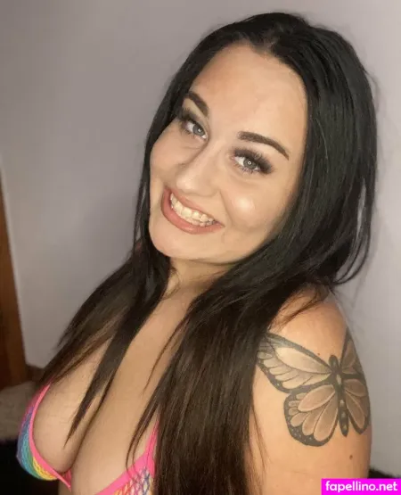 Thatbustybaby OnlyFans Thumbnail #3mzO3nCwBC