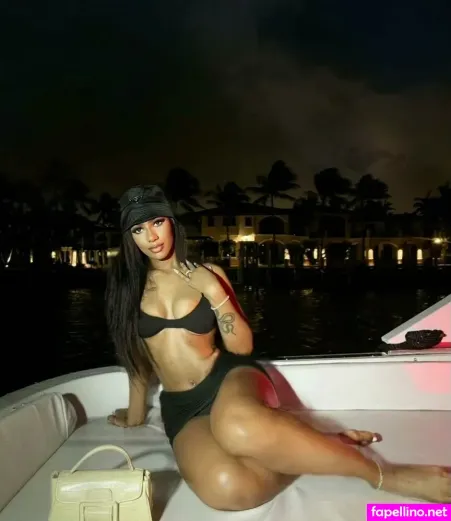 Thatgirl Neya OnlyFans Thumbnail #8NGvvU2TEZ