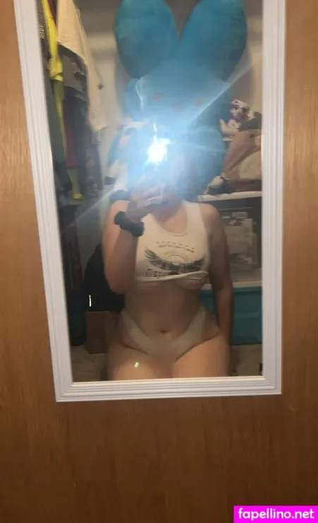 Thatgirlfromwisconsin1 OnlyFans Thumbnail #yJKVTIosIF