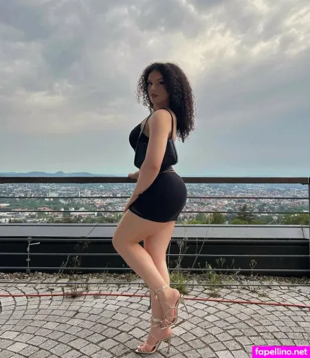 Thatgirlsalva OnlyFans Thumbnail #iriVRpnaqw