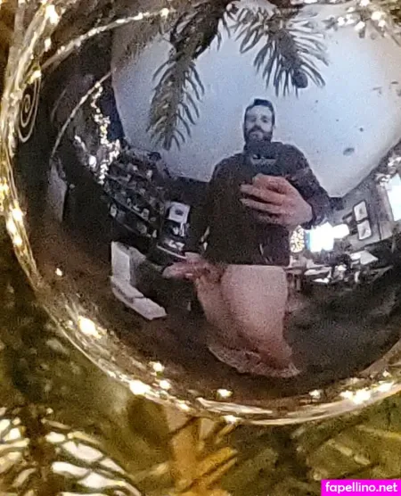 Thatnakednerd OnlyFans Thumbnail #13QPE7ULsi