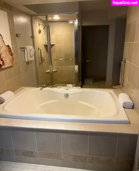 Thatonecargirl OnlyFans Thumbnail #agadWH8Bzr