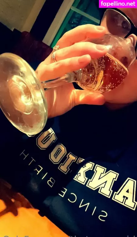 Thatonecargirl OnlyFans Thumbnail #lLTvLufCAd