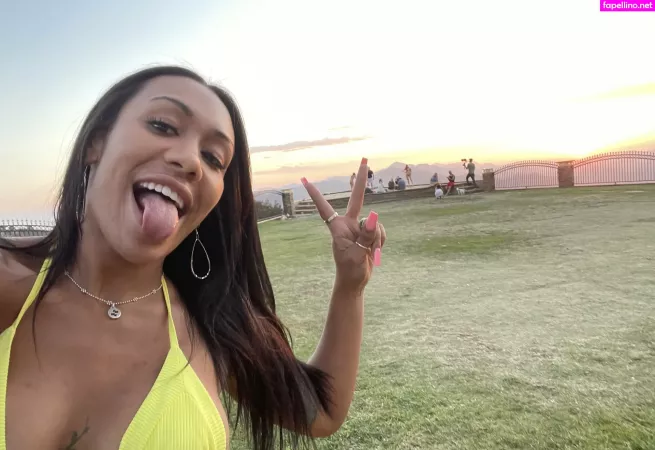 Thatonegirlmikeyvlogs OnlyFans Thumbnail #aPpRKJopz8