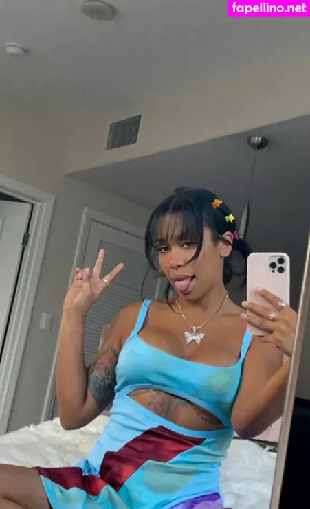 Thatonegirlmikeyvlogs OnlyFans Thumbnail #hCkeLWWSCe