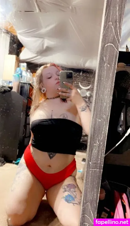 Thatonewitch98 OnlyFans Thumbnail #sb4P1FC24O