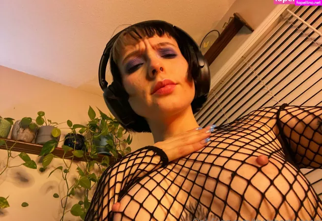 Thatshortcutegirl OnlyFans Thumbnail #jwLtEieg9V