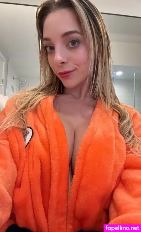 Thatsoanna OnlyFans Thumbnail #DbRka4nZ1A