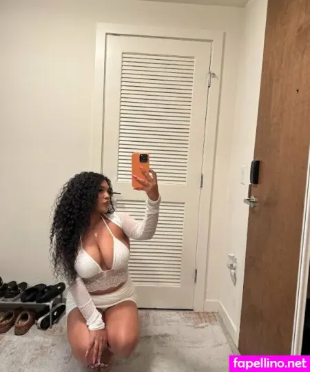 Thattbitcht OnlyFans Thumbnail #C92MST9Awh