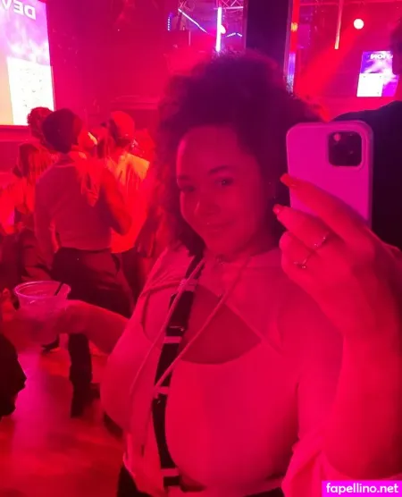 Thattittyvixen OnlyFans Thumbnail #2EDoRMuUsp