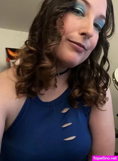 Thatviolinchick OnlyFans Thumbnail #D65gbcvBp1