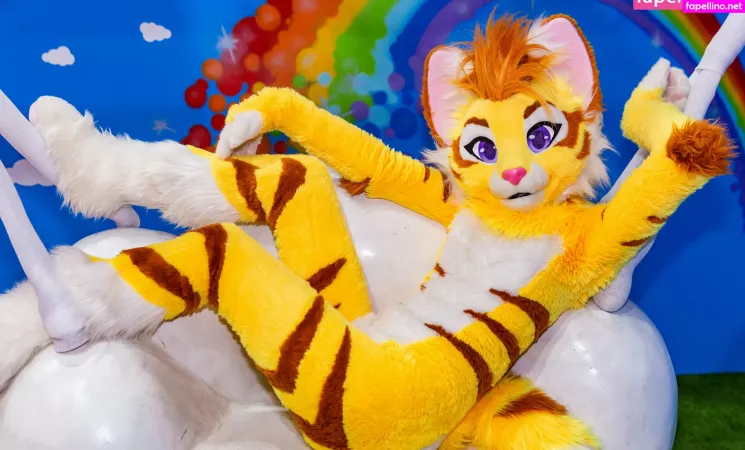 Thatyellowkitty OnlyFans Thumbnail #9fyhFT89Ur