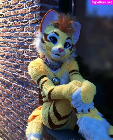 Thatyellowkitty OnlyFans Thumbnail #z8RzRQg2ez