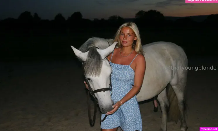 Thatyoungblonde 1 Main Profile Photo