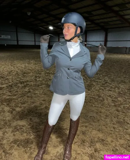 Thatyoungblondevip OnlyFans Thumbnail #jR6dAs2GD5