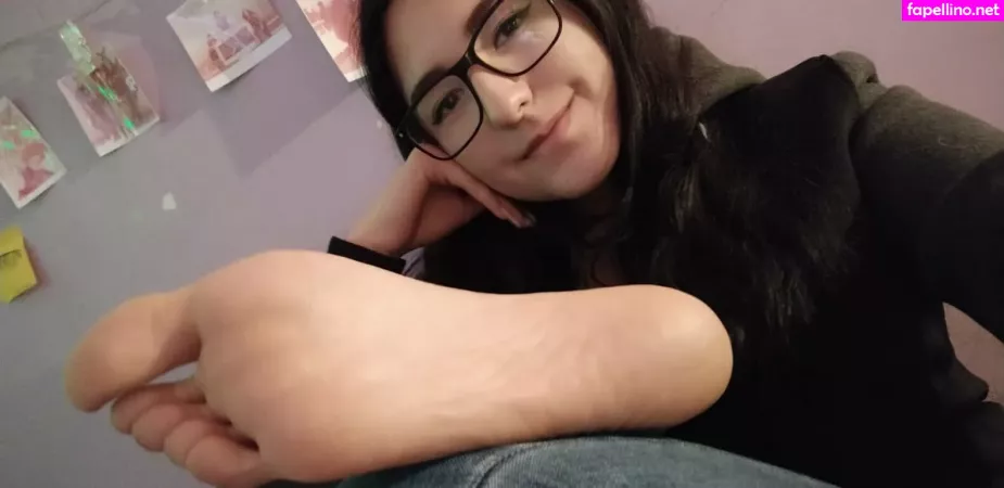 Thawniefeet OnlyFans Thumbnail #E61TdRBxQH