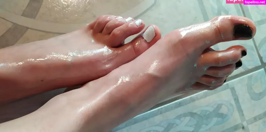 Thawniefeet OnlyFans Thumbnail #MPDDQEnffA