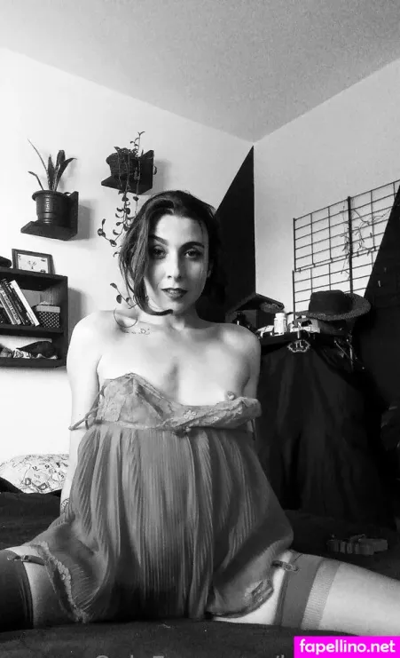 Thays Goes 1 OnlyFans Thumbnail #1u8H2STEbe