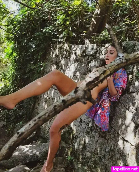 Thays Goes 1 Main Profile Photo