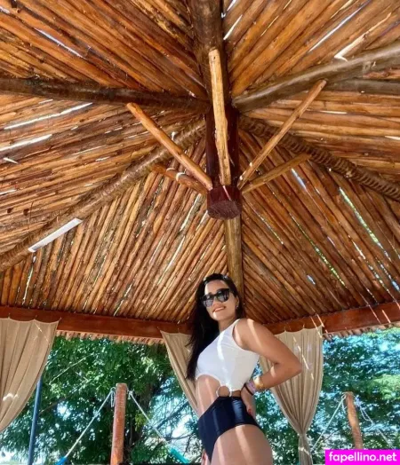 Thayssa Fernandes OnlyFans Thumbnail #oHhJf1A47e