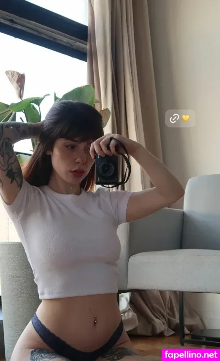 Thaysvita 4 OnlyFans Thumbnail #SY6HEem55F