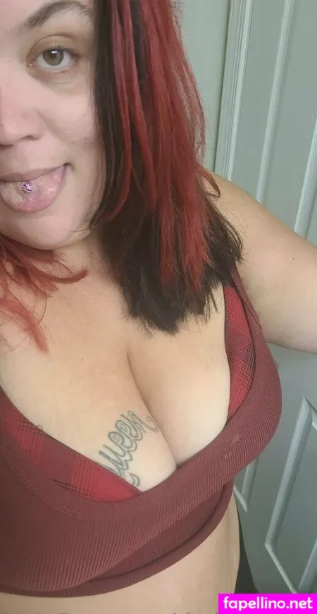 Thckthighstoner OnlyFans Thumbnail #rGU6W8V7fX