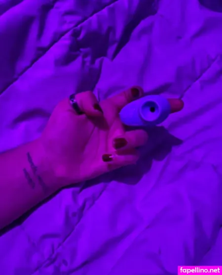 The Alienqueen OnlyFans Thumbnail #5hKfKTfiAd