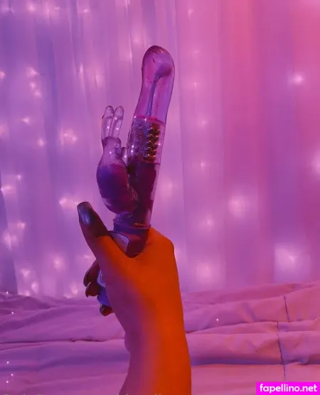The Alienqueen OnlyFans Thumbnail #b9VCZKYjJZ
