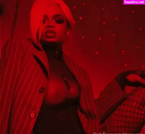 The Banana Queen OnlyFans Thumbnail #KnkbTj8Tag