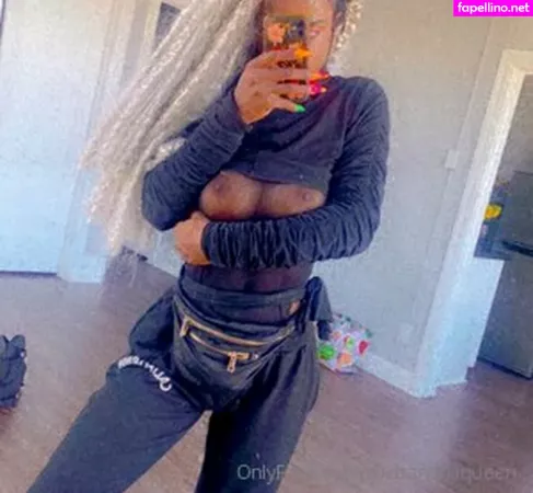 The Banana Queen OnlyFans Thumbnail #Yxl5PYTrkP