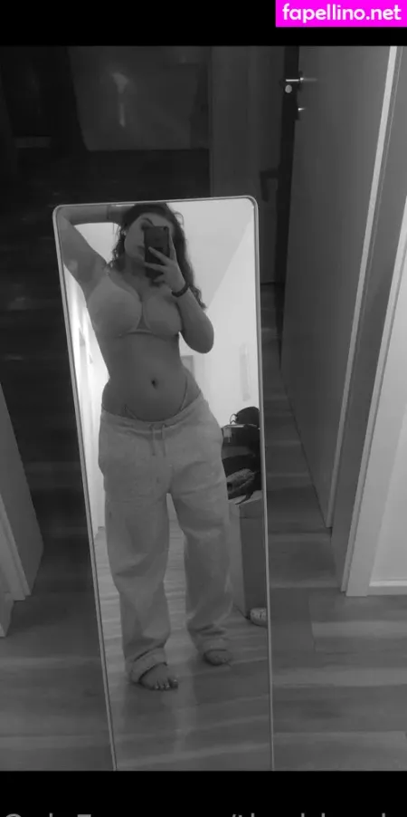 The Blonde The Brunette OnlyFans Thumbnail #Evd4VUg2Wo
