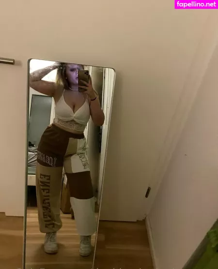 The Blonde The Brunette OnlyFans Thumbnail #g6zEsLkckX