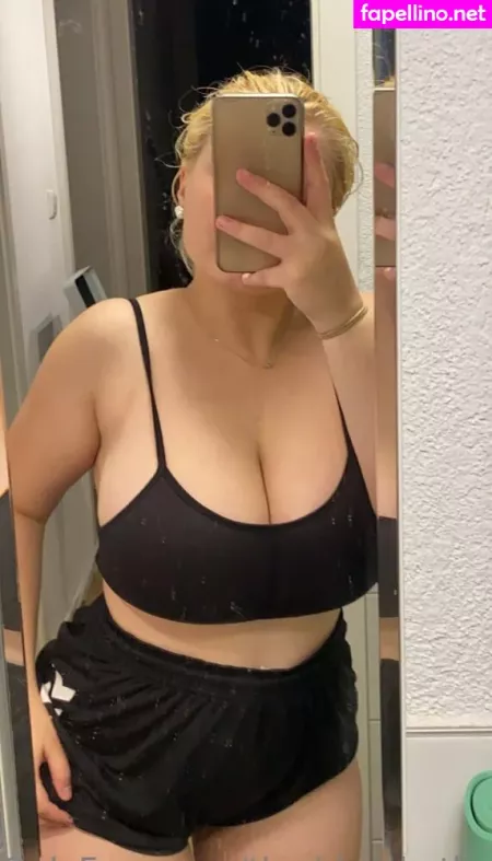 The Blonde The Brunette OnlyFans Thumbnail #kuLTaCUM3i