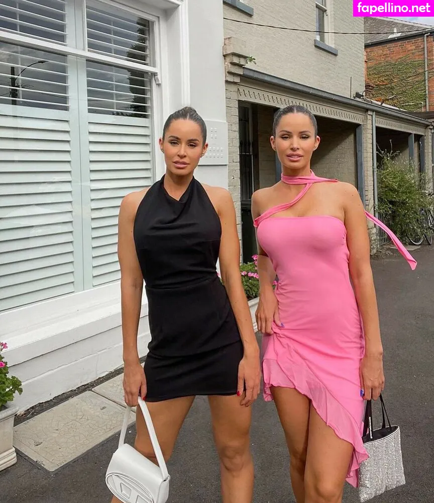 Rachel and Laura Brooker, brookertwins, rachbrooker_ Nude Leaked OnlyFans Photo #LPIwFdaQRK