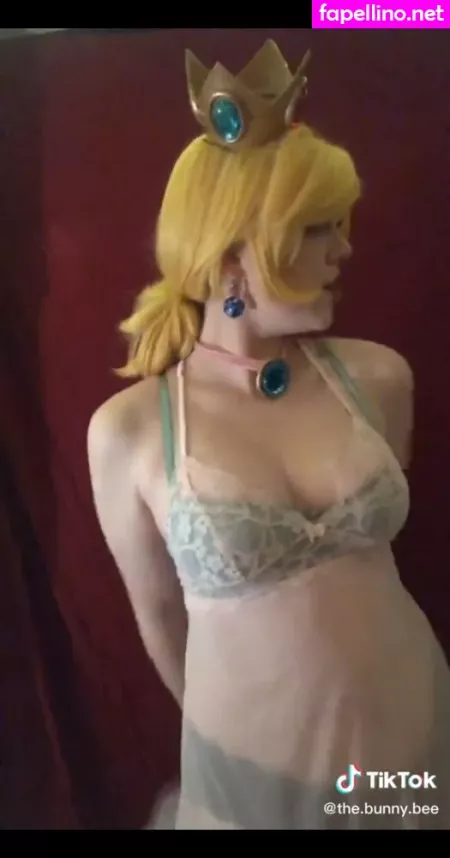 The Bunny Bee 1 OnlyFans Thumbnail #eTYlnrmXNE